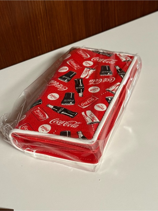 Coca Cola Handbags - Coca-Cola zip wallet with Coca-Cola logos